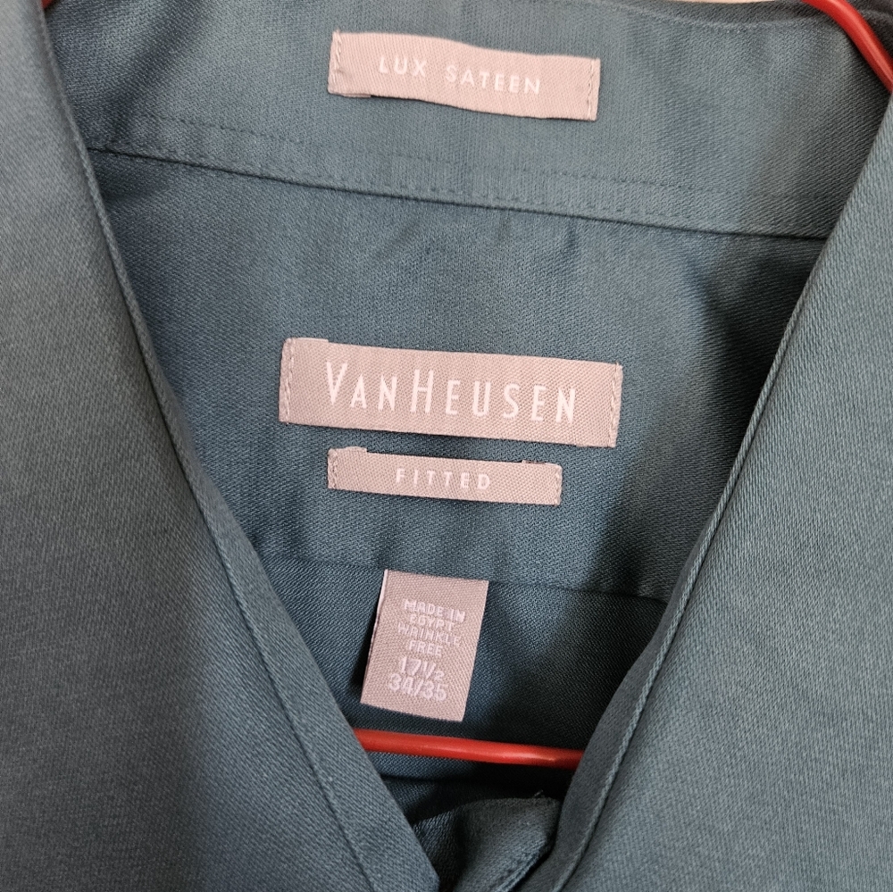 Van Heusen Fitted button up teal shirt - Picture 3 of 3
